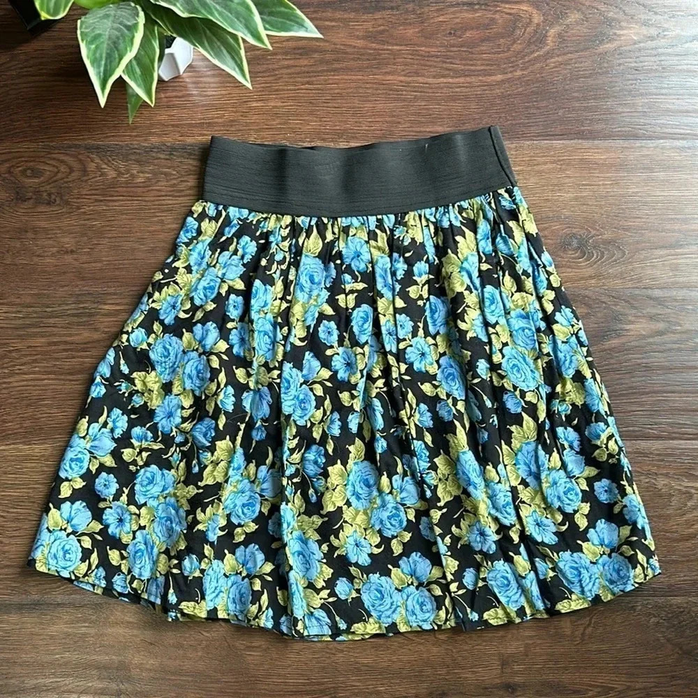 Annabelle Rose Print Skirt | Black and Blue Floral Mini Skirt | Mini Skirt
